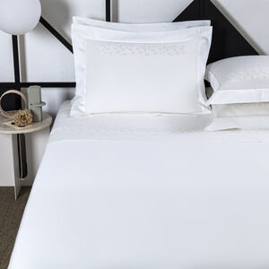 slide 2 Glimmer Embroidery Sheet Set