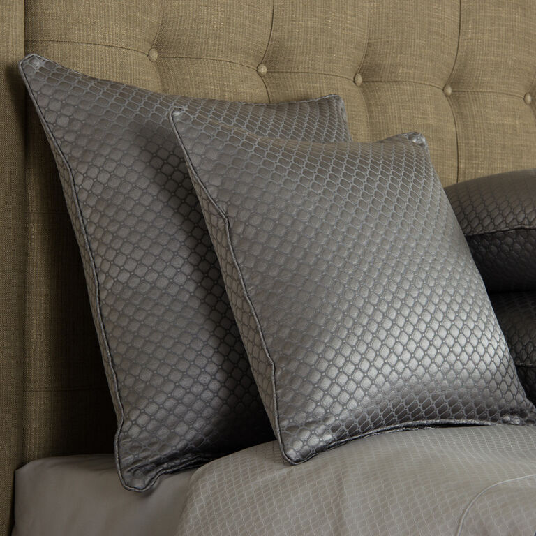 slide 2 Illusione Decorative Pillow Cover