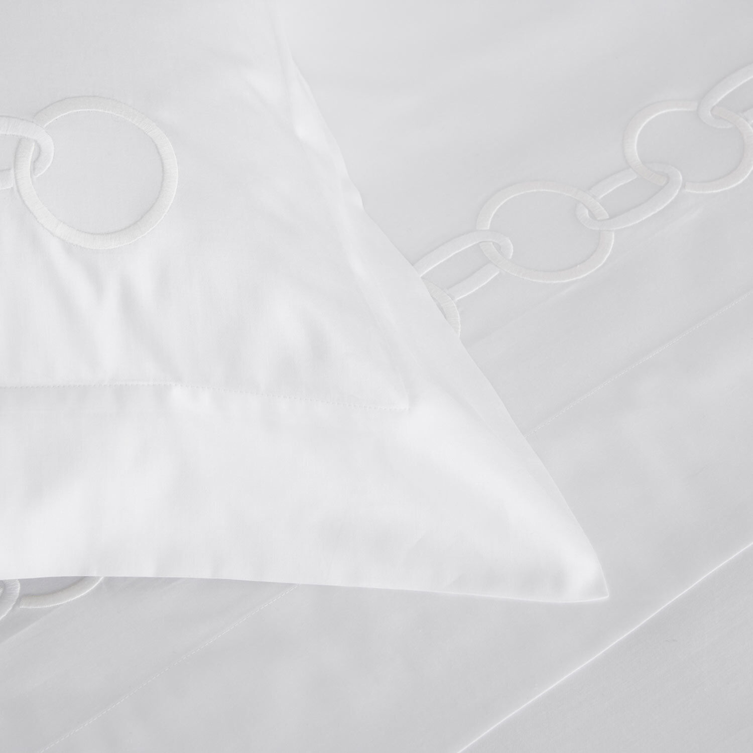 slide 3 Links Embroidered Duvet Cover