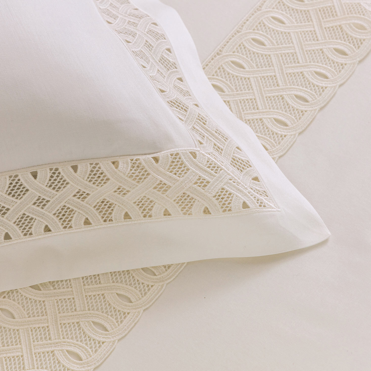 Auspicious Lace Boudoir Sham