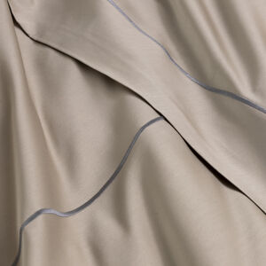 slide 5 Camelia Euro Sham