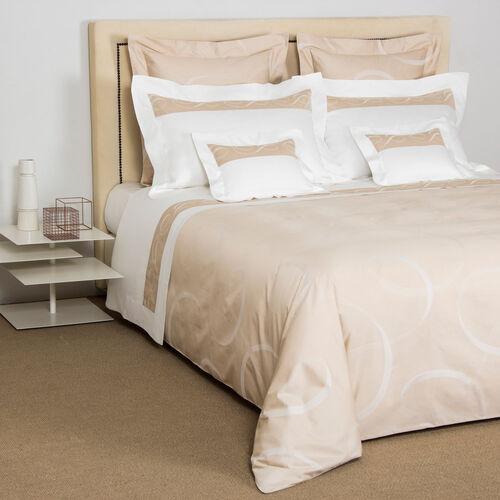 Ribbons Border Euro Sham