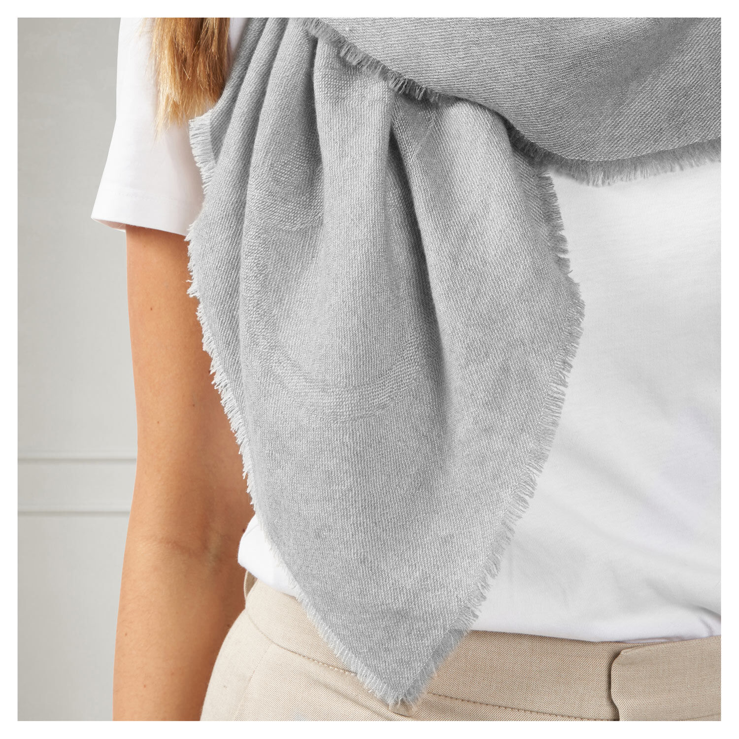 Pearl Grey and White Lambswool Scarf