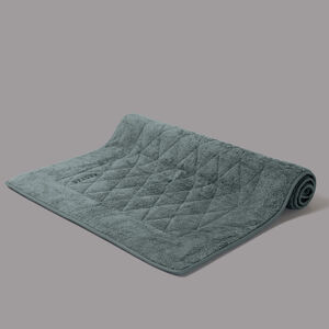 slide 1 Unito Bath Mat