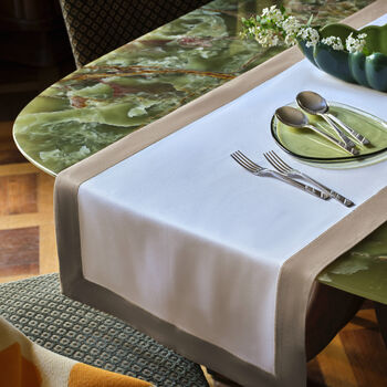 Artistry Ajour Runner