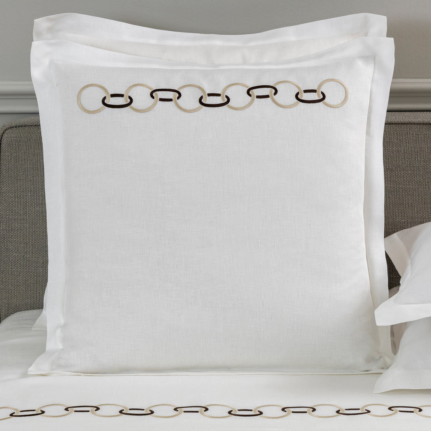 Details about   NEW Frette 3PC SET of EURO SHAMS Waves White Sea Taupe Sham Embroidered Sham 