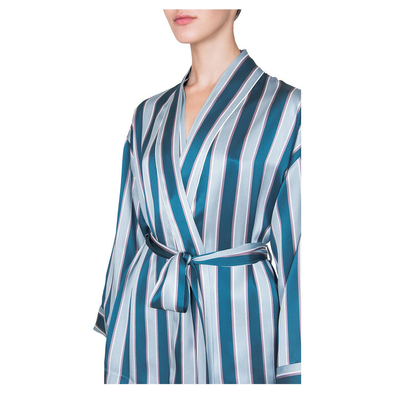 slide 4 Melba Robe