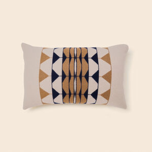 slide 2 Deco Cushion 002