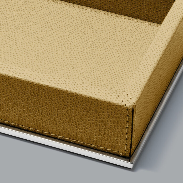 slide 3 Otello Valet Tray