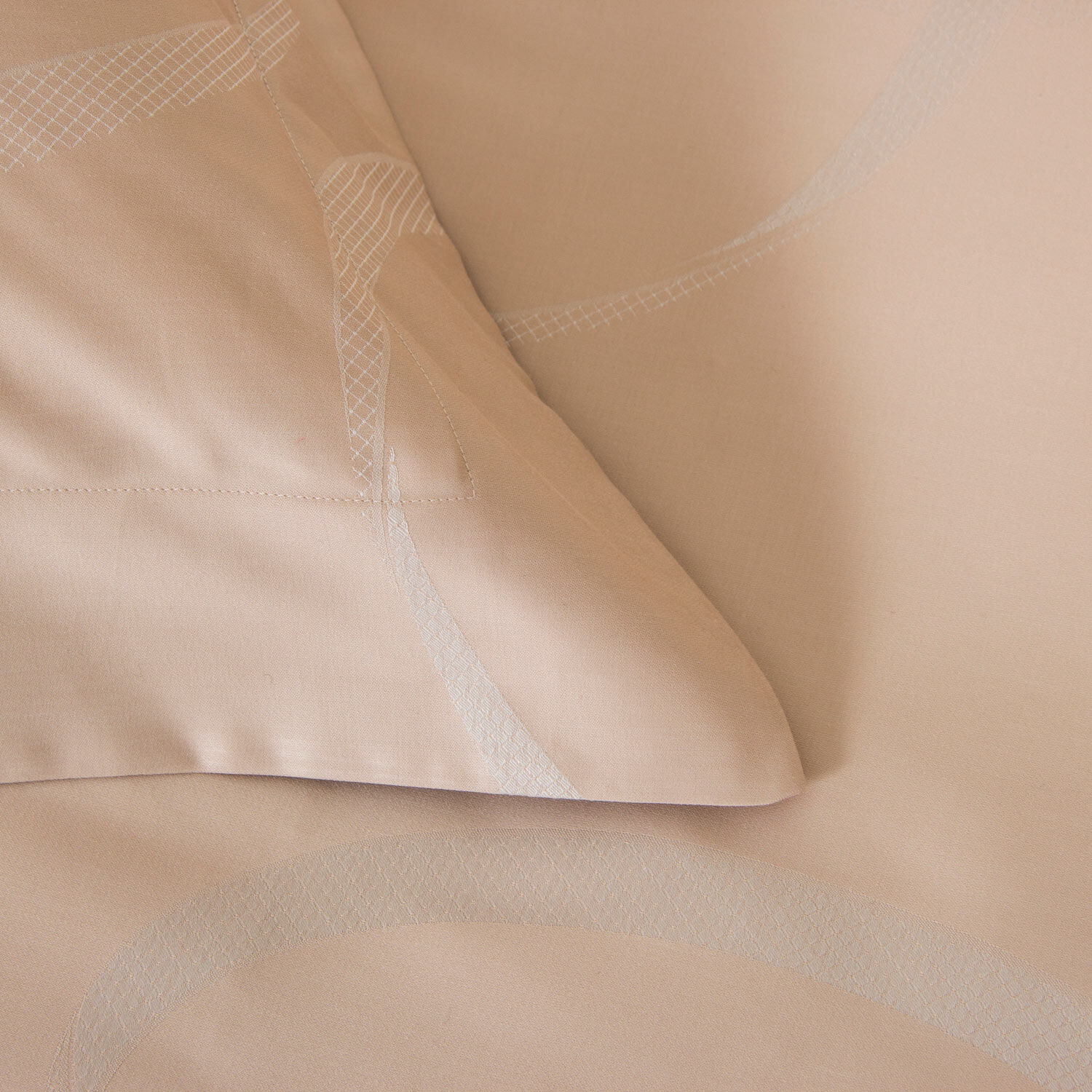 Ribbons Euro Sham