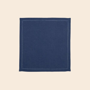 slide 3 Artistry Ajour Napkins Set