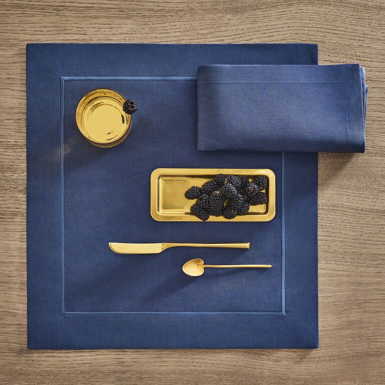 slide 1 Define Placemats and Napkins Set