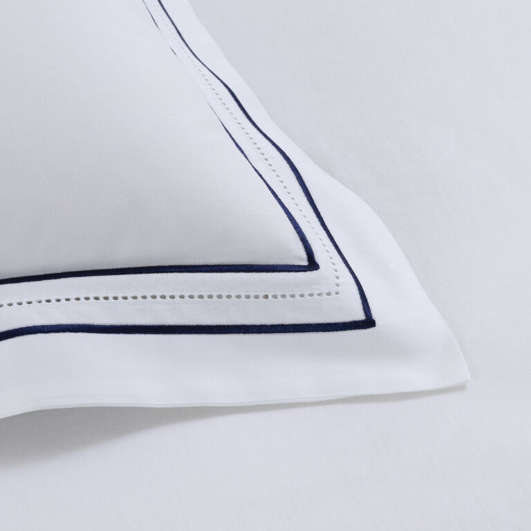 slide 3 Elegance Euro Sham