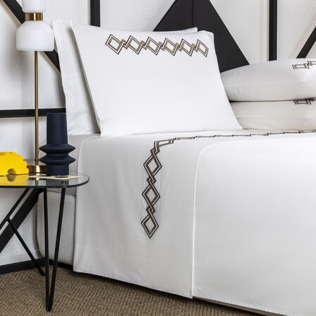 Twist Embroidery Sheet Set