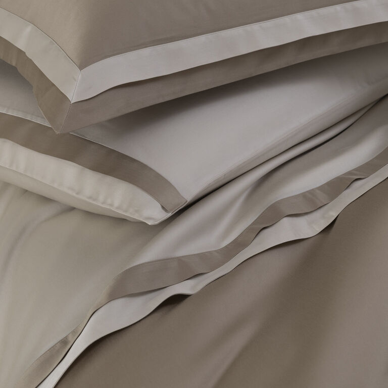slide 5 Pliant Duvet Cover