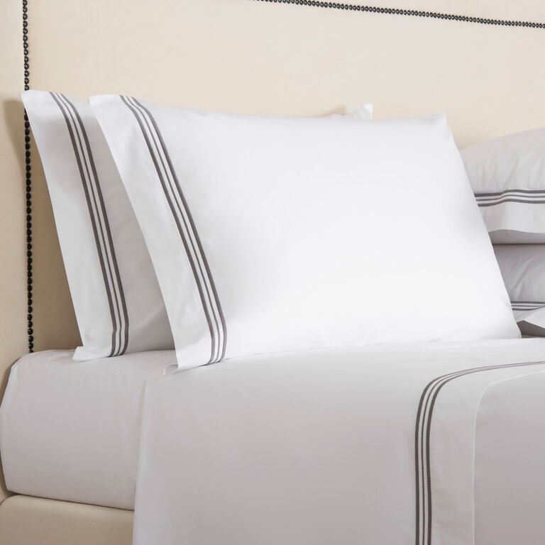 slide 2 Triplo Bourdon Pillowcase
