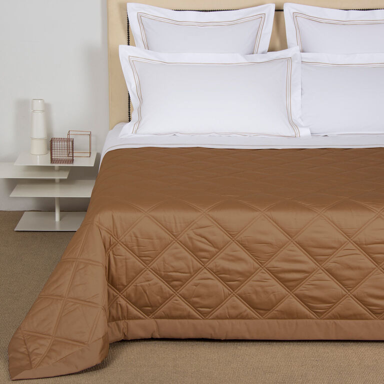 slide 1 Lozenge Light Quilt