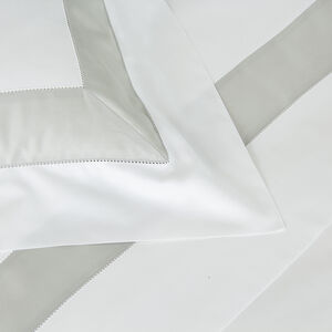 slide 2 Bicolore Boudoir Sham