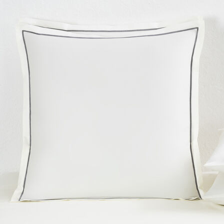 Camelia Euro Sham