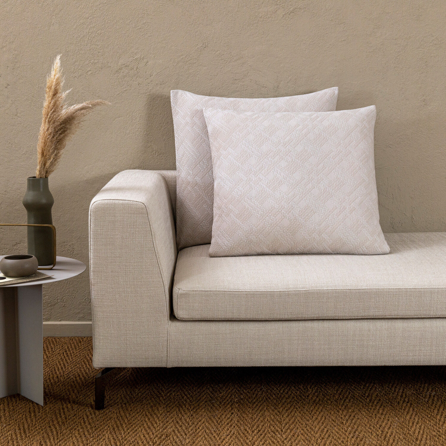 Luxury Tressage Decorative Pillow Frette