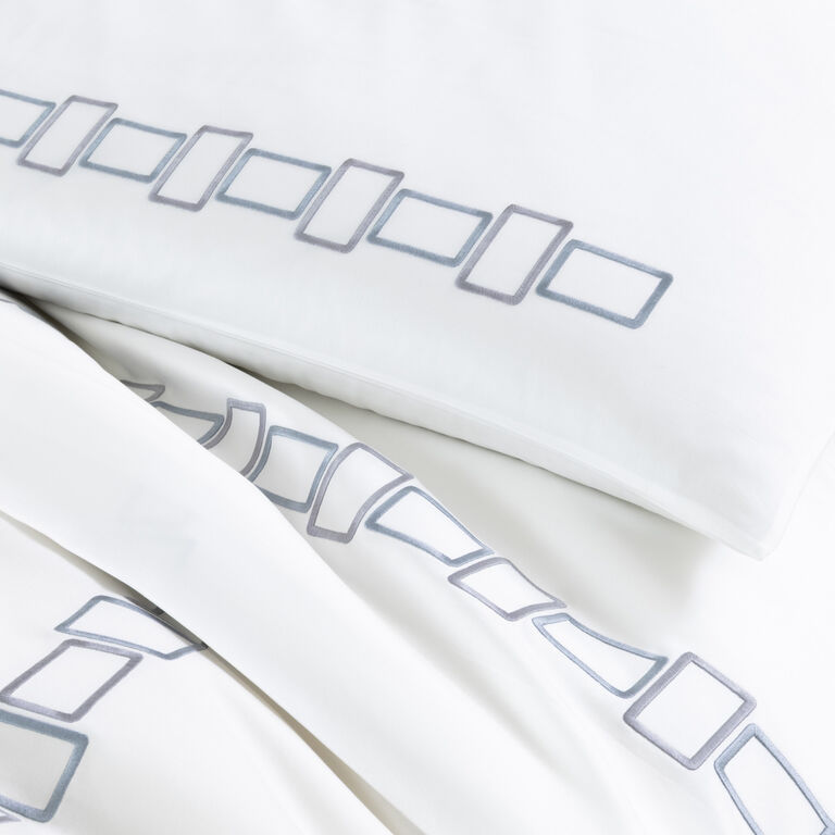 slide 5 Bold Bicolor Embroidery Sheet Set
