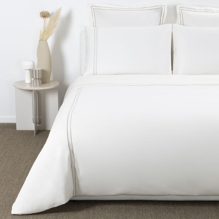 slide 1 Elegance Duvet Cover
