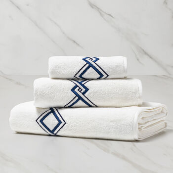 Twist Embroidery Bath Sheet