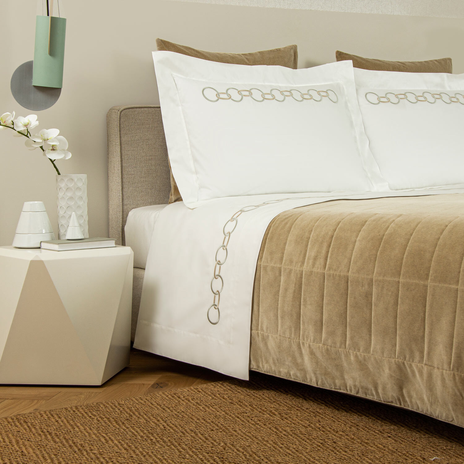 Luxury Cashmere Velvet Light Quilt Frette