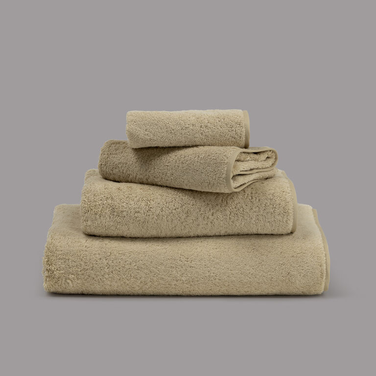 slide 3 Unito Hand Towel