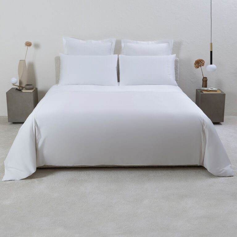 slide 4 Elegance Duvet Cover
