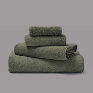 slide 3 Unito Bath Towel
