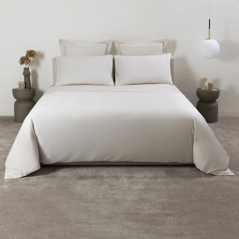 slide 4 Taormina Embroidered Duvet Cover