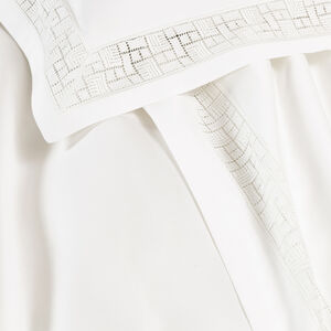 slide 5 Maze Lace Boudoir