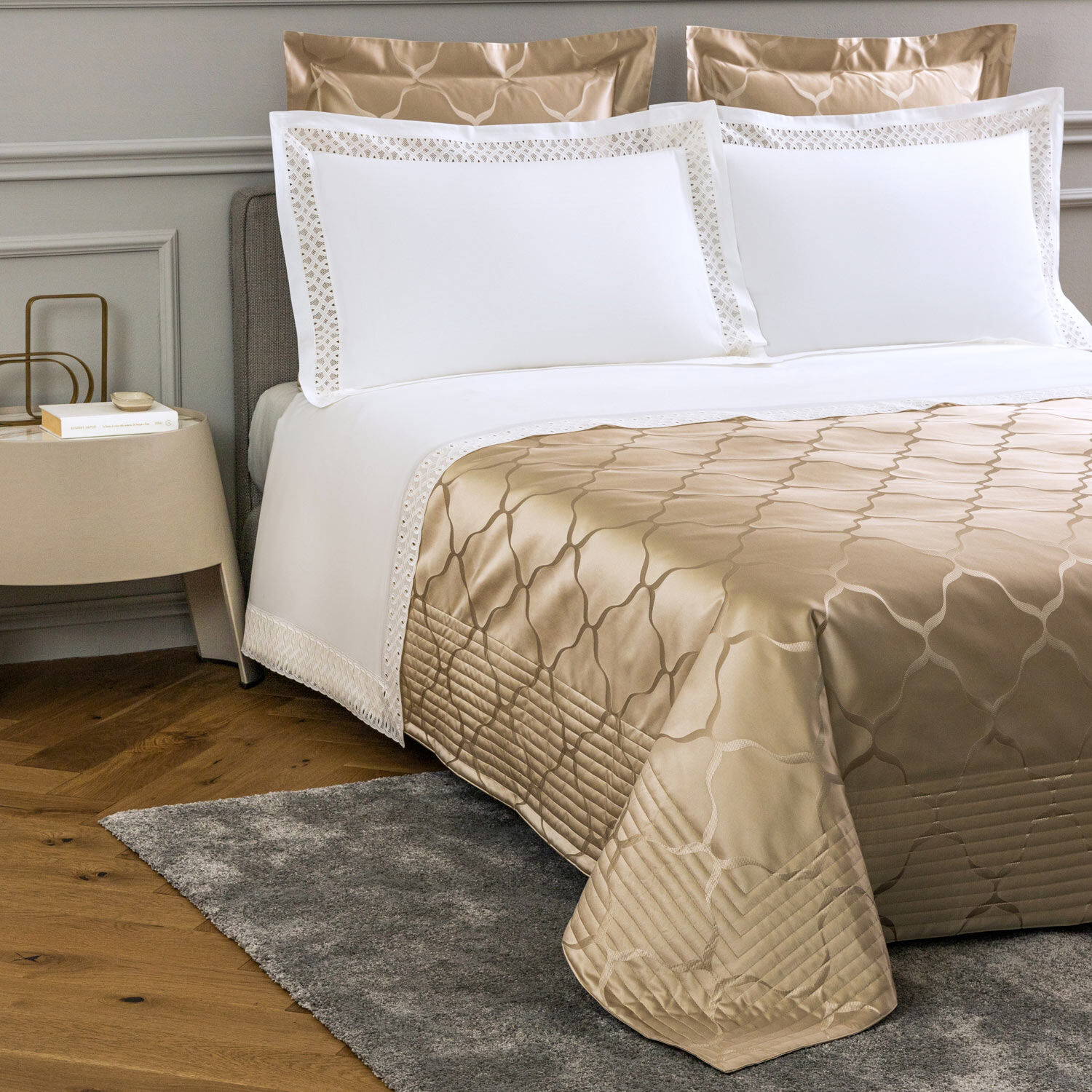 Luxury Domes Euro Sham Frette