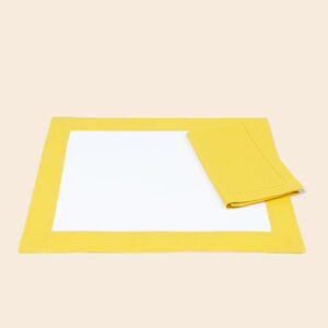 slide 3 Artistry Ajour Placemats and Napkins Set