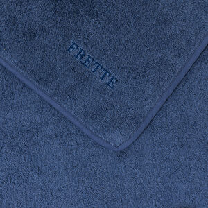 slide 3 Unito Bath Towel