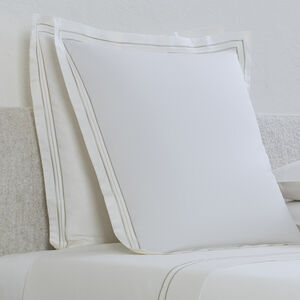 slide 2 Elegance Euro Sham