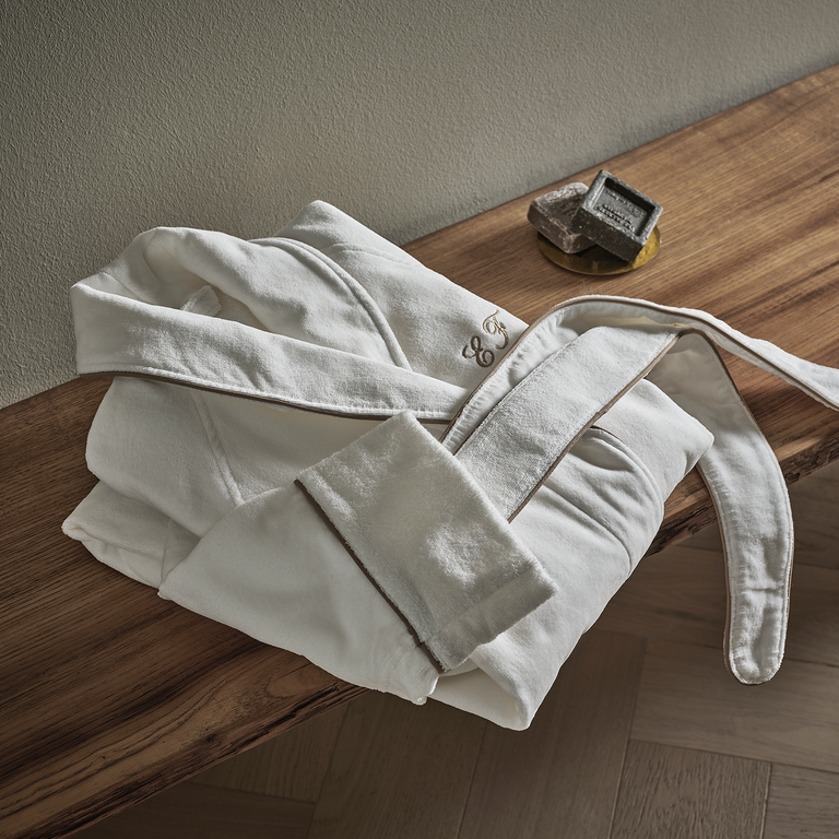 Continental Bathrobe | Frette