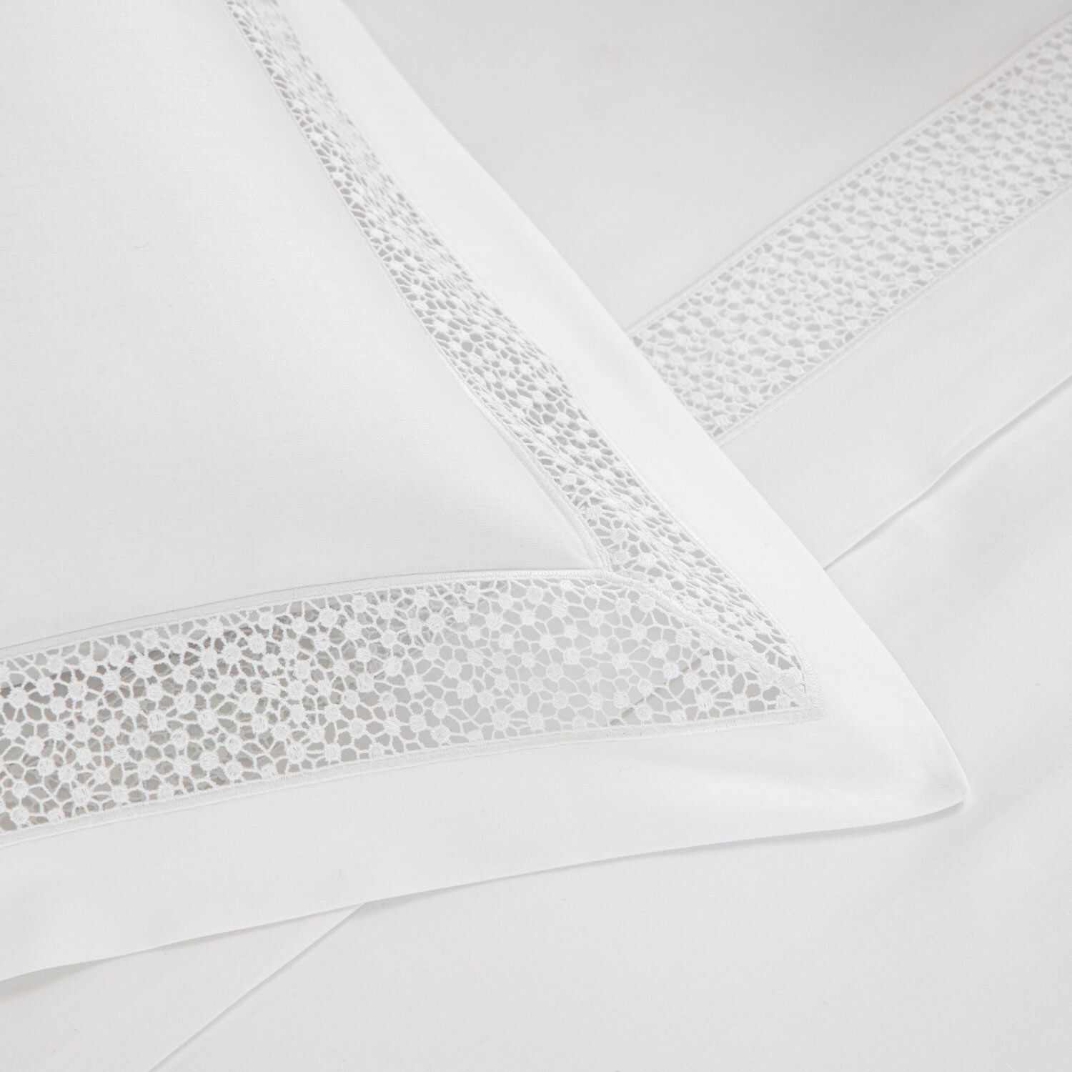 slide 3 Forever Lace Duvet Cover