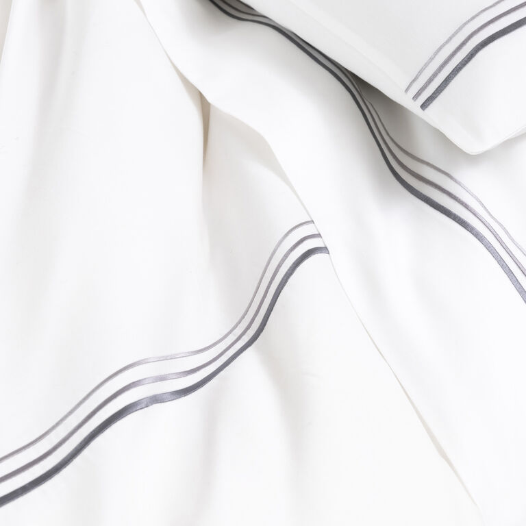 slide 5 Contemporary Euro Sham