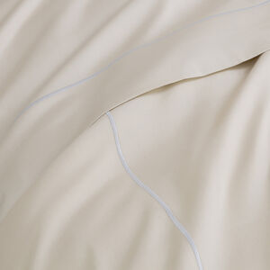 slide 5 Camelia Euro Sham