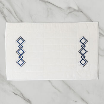 Twist Embroidery Bath Mat