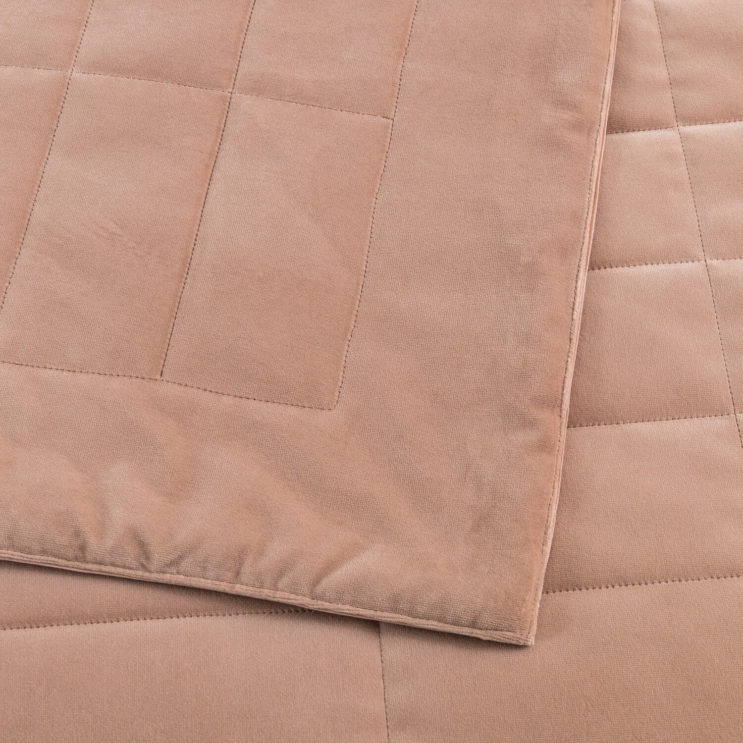 Luxury Velvet Light Quilt