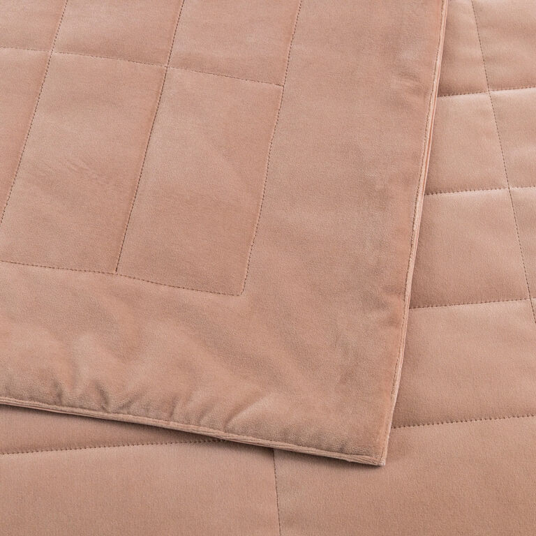 slide 3 Luxury Velvet Light Quilt