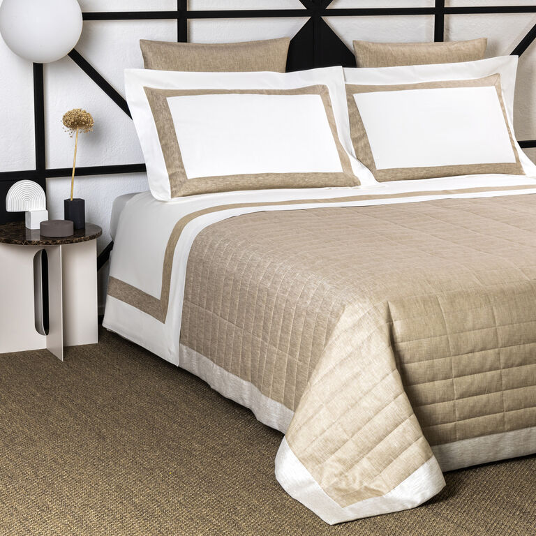 slide 4 Rectangular Breeze Bedspread