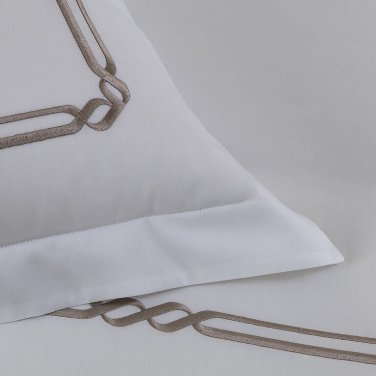 slide 3 Frame Embroidery Euro Sham