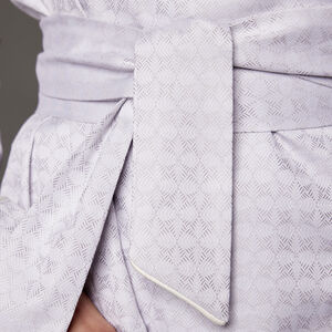 slide 4 Luna Robe