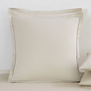 slide 1 Camelia Euro Sham