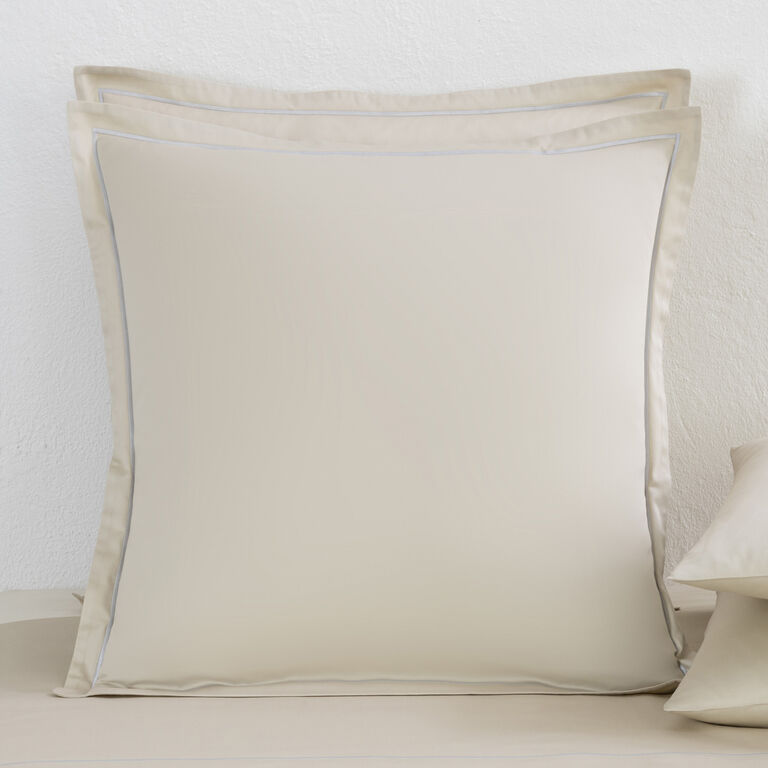 slide 1 Camelia Euro Sham