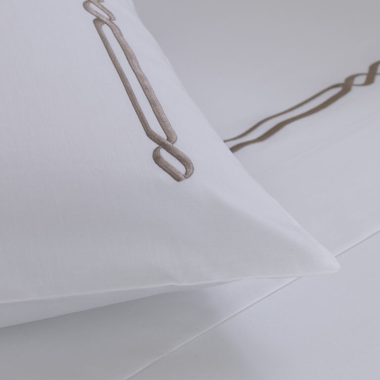 slide 3 Frame Embroidery Sheet Set